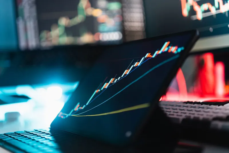 Before the Dump Hits: How to Read Whale Wallet Movements and Protect Your Crypto Position